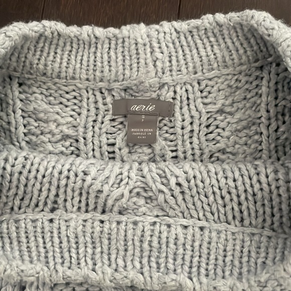 Oversized Aerie Cable Knit Sweater - Picture 2 of 2